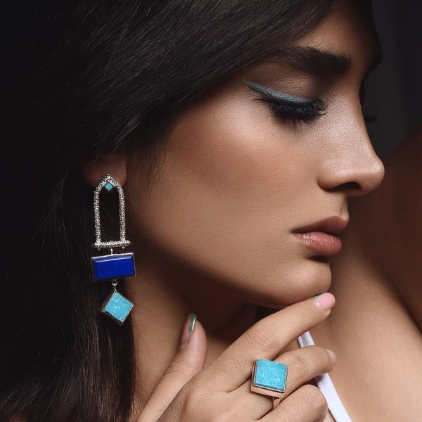 گوشواره نقره روکش طلاسفید با سنگ فیروزه و لاجورد